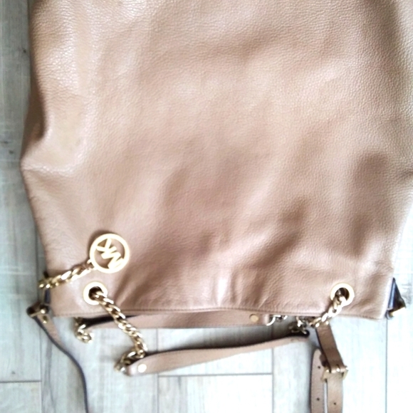 Bags - Picture 3 of 5